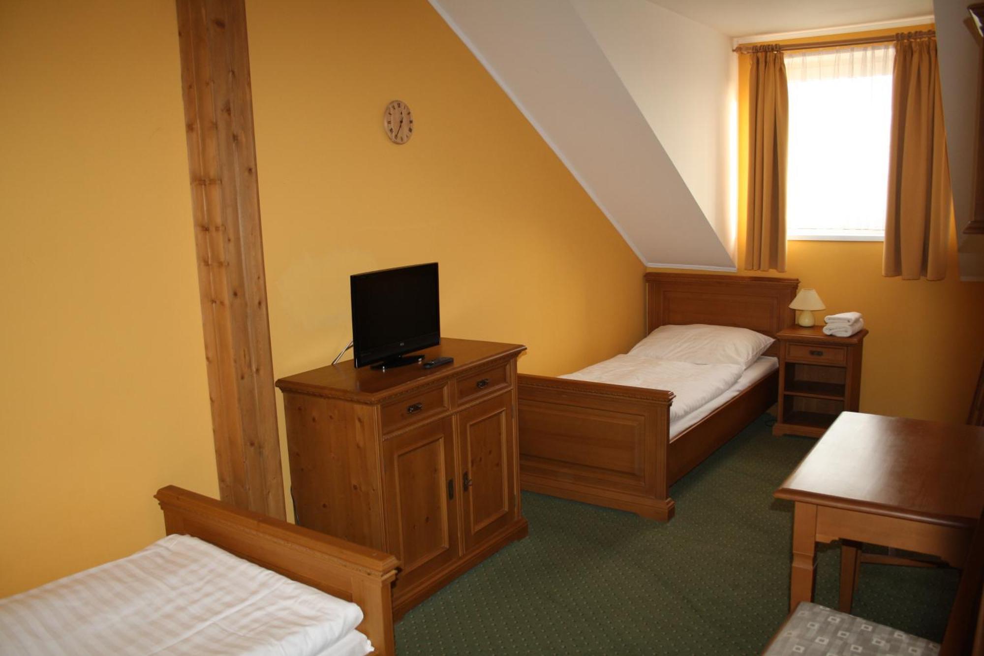 Hotel Boucek Мохов Экстерьер фото