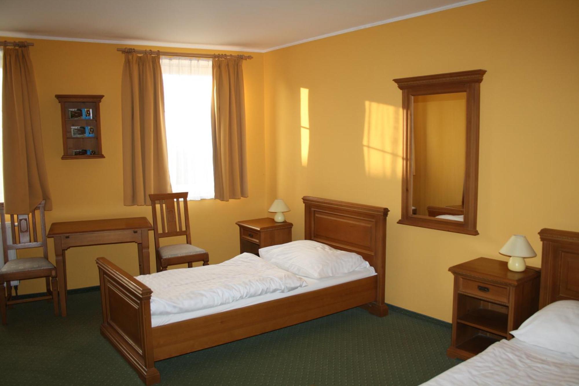 Hotel Boucek Мохов Экстерьер фото