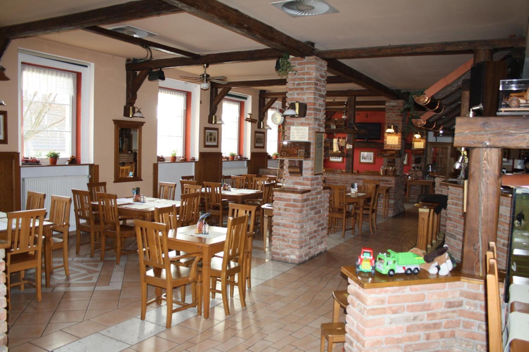 Hotel Boucek Мохов Экстерьер фото